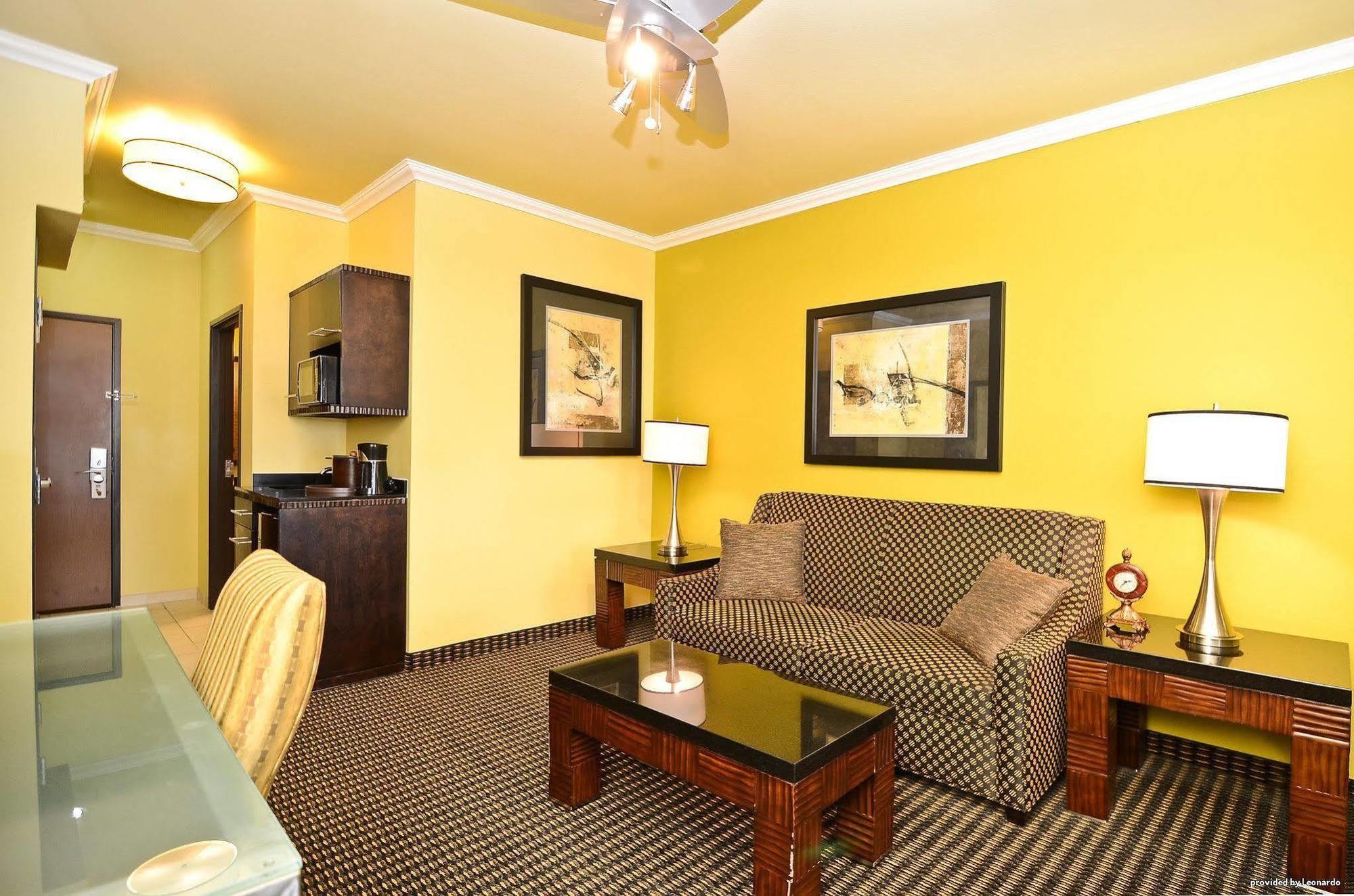 Best Western Plus Christopher Inn And Suites Forney Exteriér fotografie